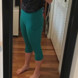 Athleta All In Crop Leggings
